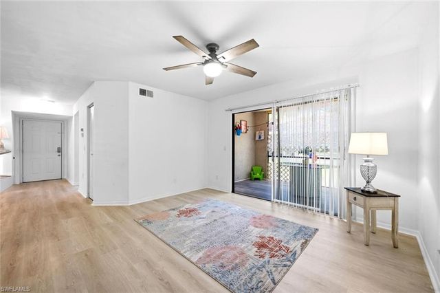 2106 Arbour Walk CIR 2911, Naples, FL 34109