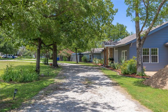 2620 Vine Street, Brownwood, TX 76801