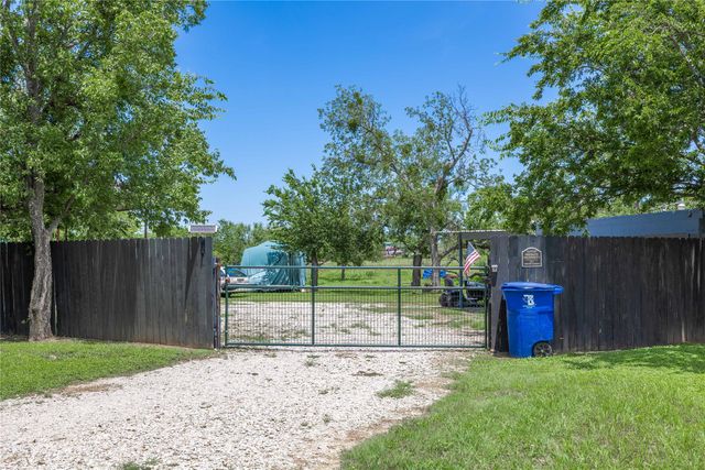 2620 Vine Street, Brownwood, TX 76801