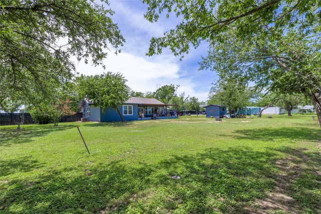 2620 Vine Street, Brownwood, TX 76801