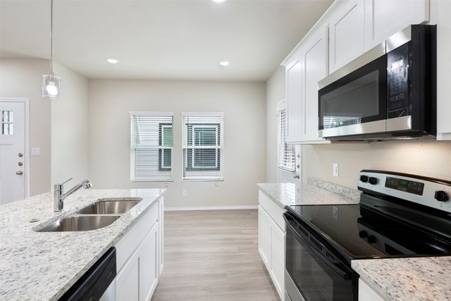 3501 E Renfro Street 605, Burleson, TX 76028