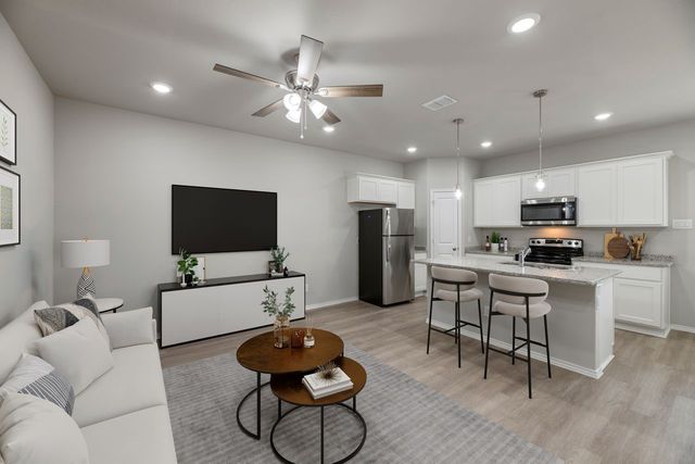 3501 E Renfro Street 605, Burleson, TX 76028