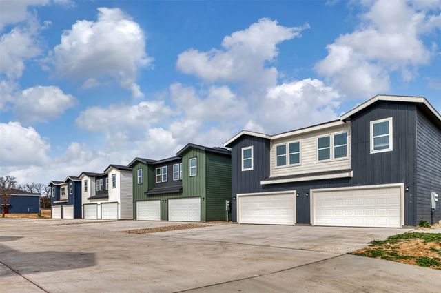 3501 E Renfro Street 605, Burleson, TX 76028