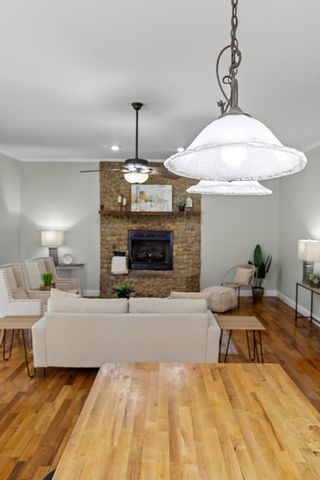 9304 Oak Street, Ooltewah, TN 37363