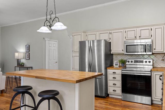 9304 Oak Street, Ooltewah, TN 37363