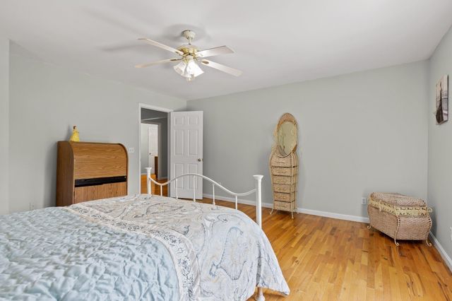 9304 Oak Street, Ooltewah, TN 37363