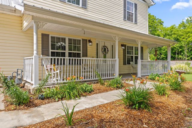 9304 Oak Street, Ooltewah, TN 37363