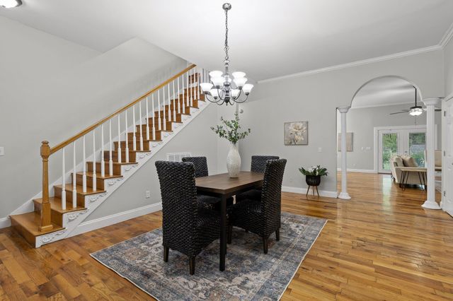 9304 Oak Street, Ooltewah, TN 37363