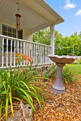 9304 Oak Street, Ooltewah, TN 37363