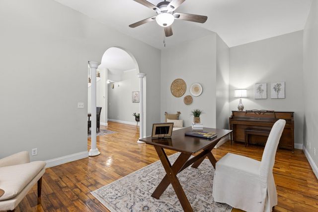 9304 Oak Street, Ooltewah, TN 37363