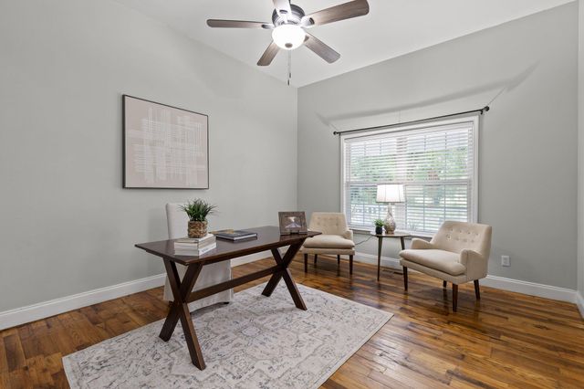 9304 Oak Street, Ooltewah, TN 37363