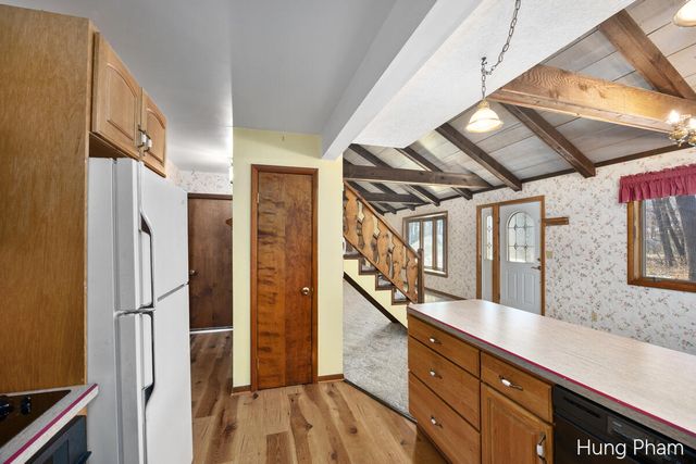 7724 W Lake Drive, Stanwood, MI 49346