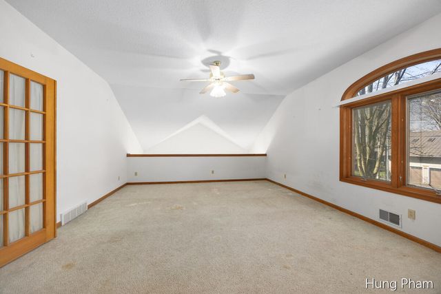 7724 W Lake Drive, Stanwood, MI 49346