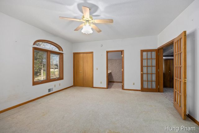 7724 W Lake Drive, Stanwood, MI 49346