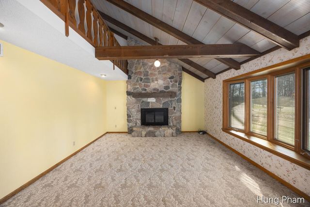 7724 W Lake Drive, Stanwood, MI 49346