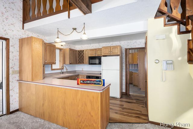 7724 W Lake Drive, Stanwood, MI 49346