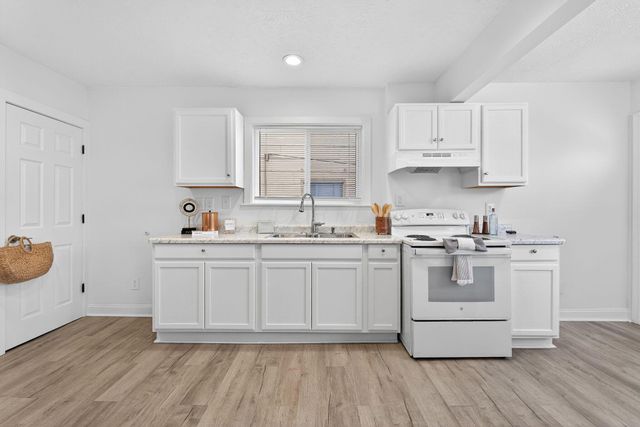 184 S Ogden Avenue, Columbus, OH 43204