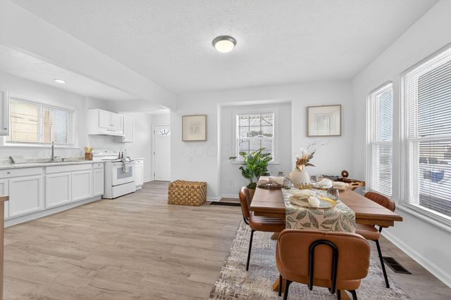 184 S Ogden Avenue, Columbus, OH 43204