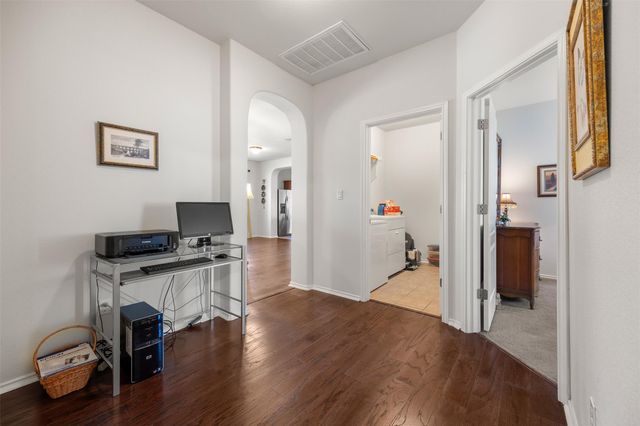 141 Campos, Kyle, TX 78640