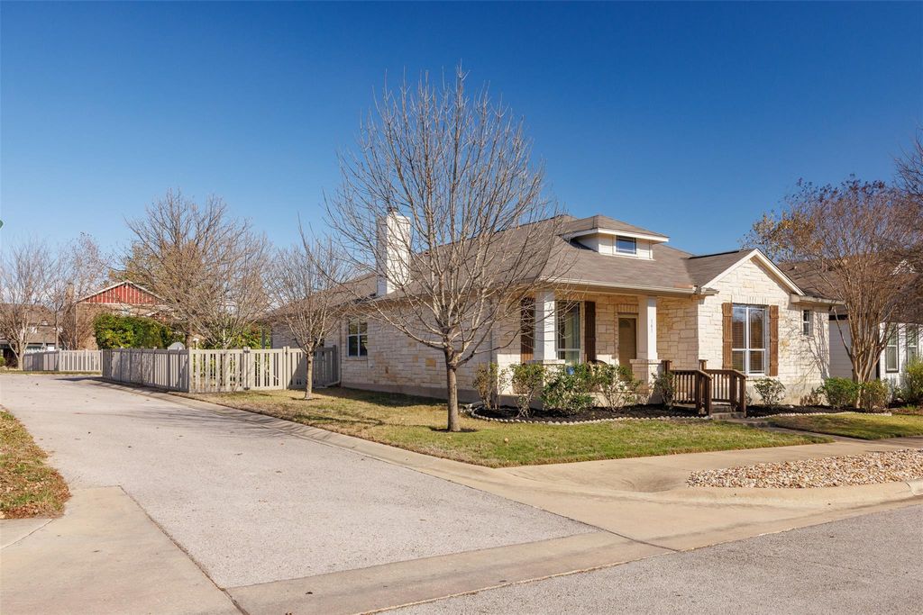 141 Campos, Kyle, TX 78640