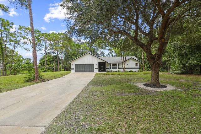 18315 N 43rd Rd, Loxahatchee, FL 33470