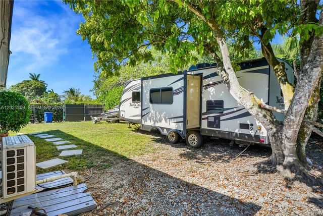 19755 SW 241st Ter, Homestead, FL 33031