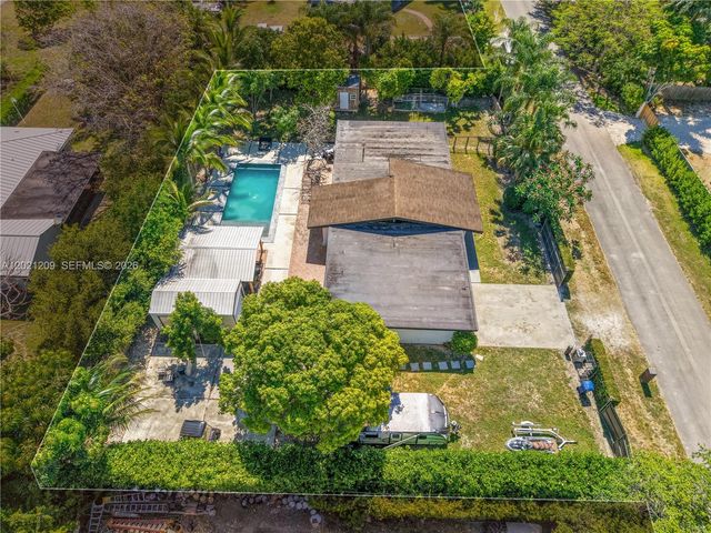 19755 SW 241st Ter, Homestead, FL 33031