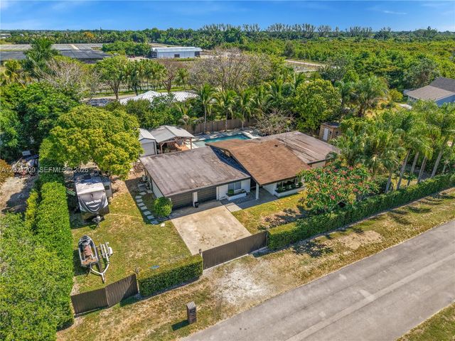 19755 SW 241st Ter, Homestead, FL 33031