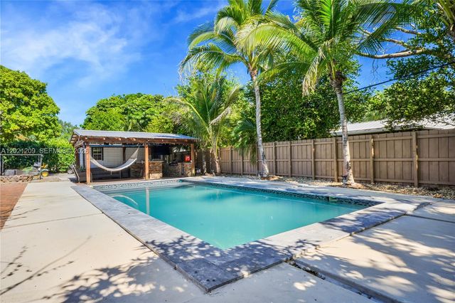 19755 SW 241st Ter, Homestead, FL 33031