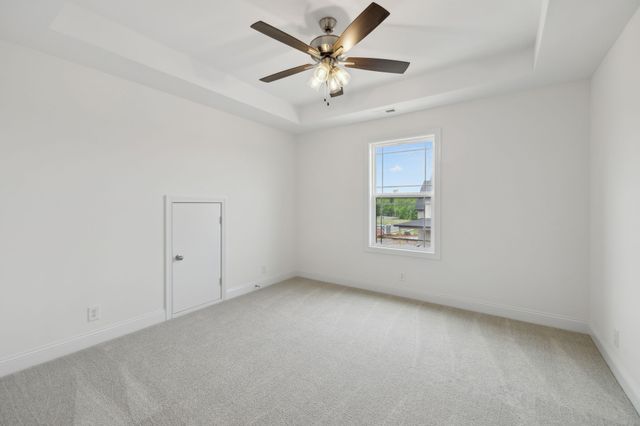 550 Foxglove Ln, Clarksville, TN 37043