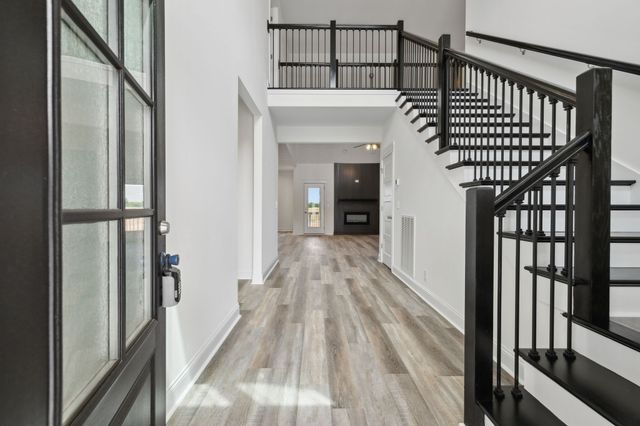 550 Foxglove Ln, Clarksville, TN 37043