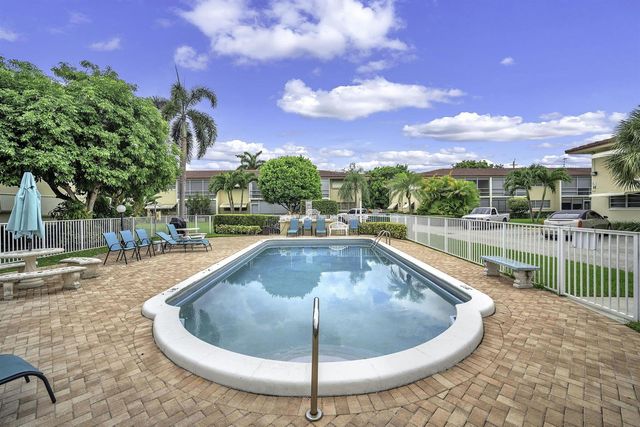 2130 NE 36th Street 63, Lighthouse Point, FL 33064