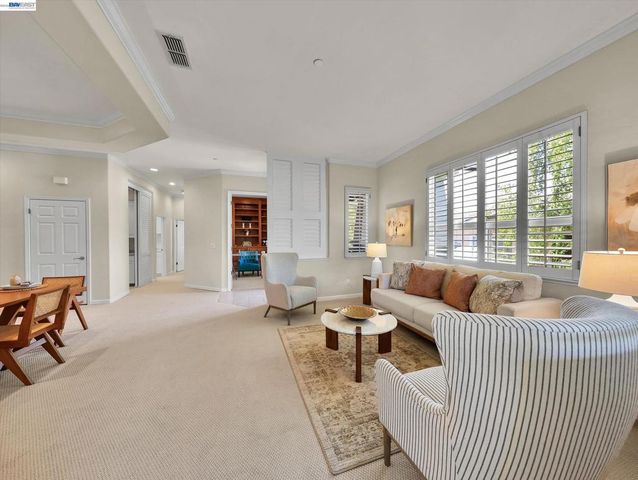 2964 Saklan Indian Dr, Walnut Creek, CA 94595