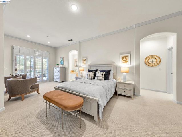 2964 Saklan Indian Dr, Walnut Creek, CA 94595