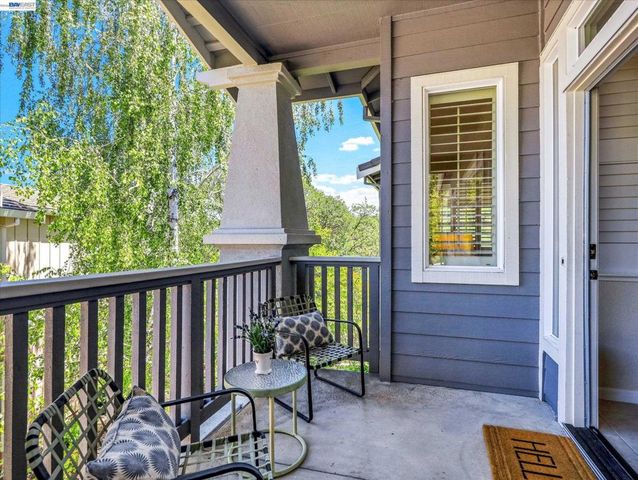 2964 Saklan Indian Dr, Walnut Creek, CA 94595