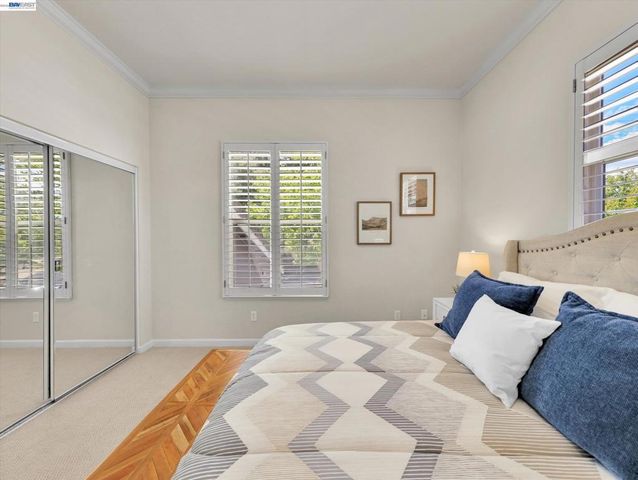 2964 Saklan Indian Dr, Walnut Creek, CA 94595