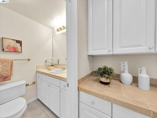 2964 Saklan Indian Dr, Walnut Creek, CA 94595