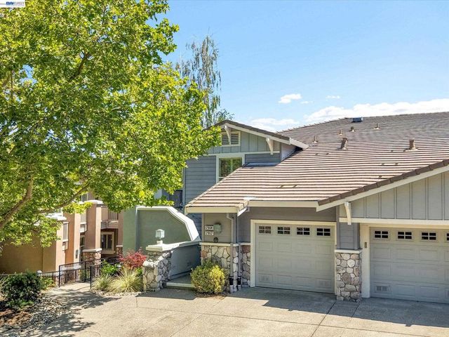 2964 Saklan Indian Dr, Walnut Creek, CA 94595
