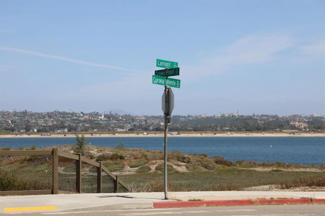 3833 Lamont St 2H, San Diego, CA 92109