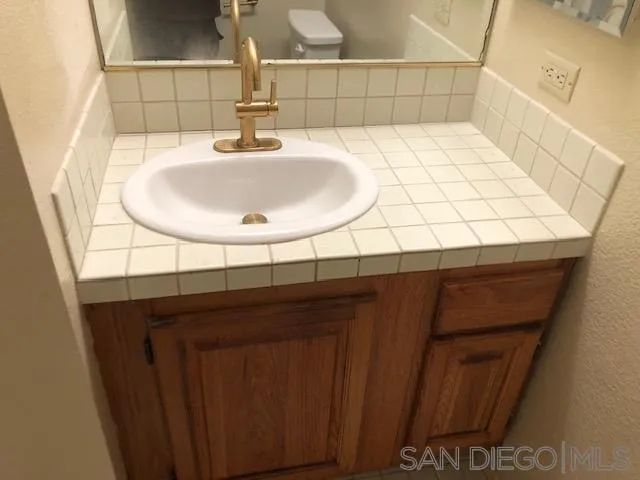 3833 Lamont St 2H, San Diego, CA 92109