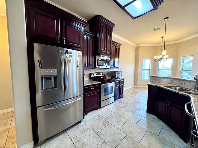 13942 Windjammer Dr, Corpus Christi, TX 78418