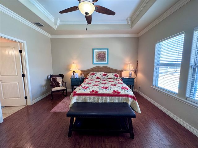 13942 Windjammer Dr, Corpus Christi, TX 78418