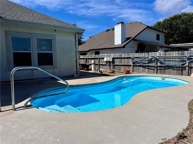 13942 Windjammer Dr, Corpus Christi, TX 78418