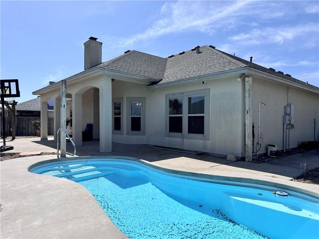 13942 Windjammer Dr, Corpus Christi, TX 78418