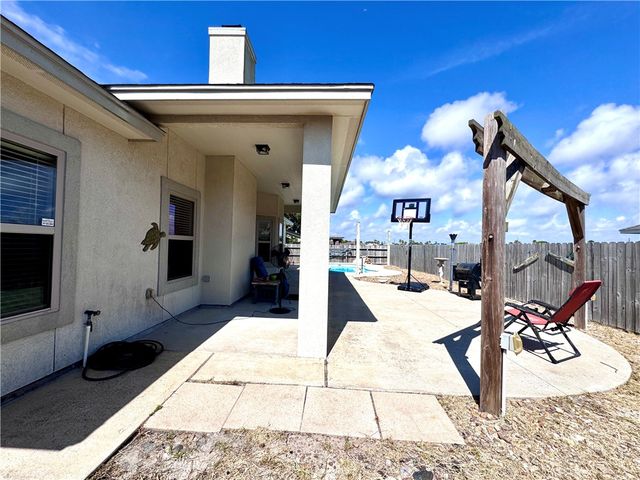 13942 Windjammer Dr, Corpus Christi, TX 78418
