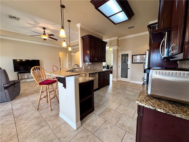 13942 Windjammer Dr, Corpus Christi, TX 78418