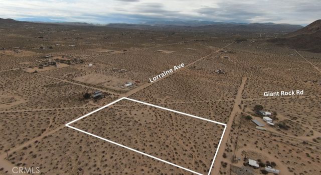 60426 Lorraine, Landers, CA 92285