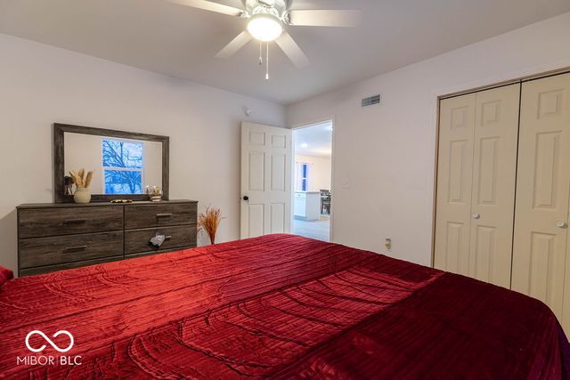 9095 E State Road 38, New Castle, IN 47362