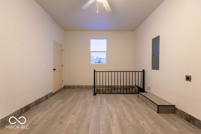 9095 E State Road 38, New Castle, IN 47362