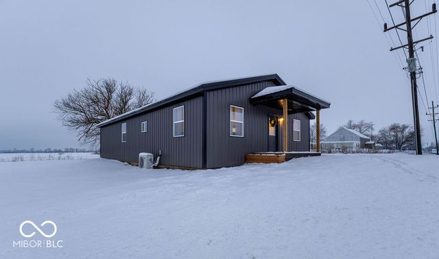 9095 E State Road 38, New Castle, IN 47362